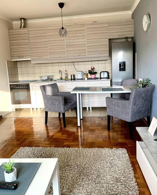 Sunkissed Apartment Belgrad Zewnętrze zdjęcie